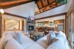 Eclipse Retreat at Tahoe Park - Hot Tub - Fenced Yard & steps to HOA Access